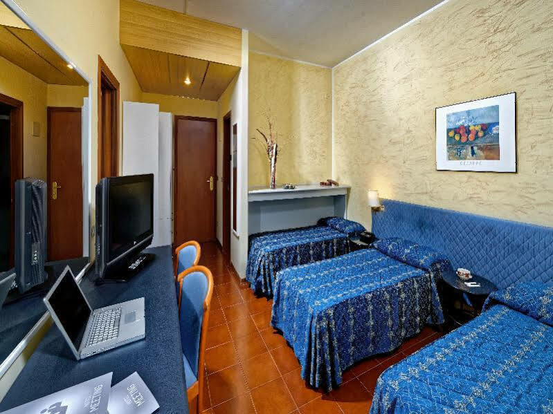 Jr Hotels Gate 7 Bologna Калдерала ди Рено Екстериор снимка